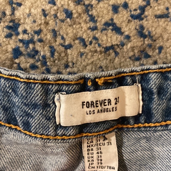 Retro high rise denim shorts - 31 - Picture 7 of 8